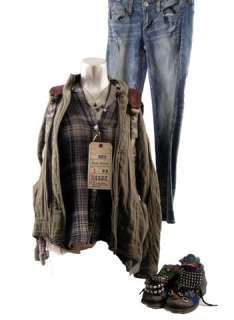 You’re Not Your Bec (Emmy Rossum) Shirt Movie Costumes | Premiere Props