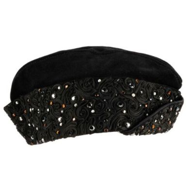 COMING TO AMERICA (1988) - Lot #64 : Prince Akeem‘s (Eddie Murphy) Screen-Matched Kufi Cap