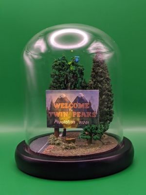 Welcome To Twin Peaks Diorama – Handmade Cult TV Collectible - Display Piece | eBay Europe (Buy It Now)