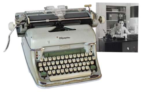 Typewriter Used to Write The Legendary Movie ’’Psycho’’ | Nate Sanders