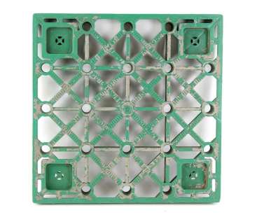 Aliens (1986) - Sulaco floor tile from the film starring Sigourney Weaver. The tile is moulded plast | Ewbank’s