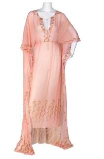 Elizabeth Taylor ’Cleopatra’ pink nightgown by Irene Sharaff from Cleopatra. | Profiles in History