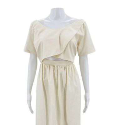 Lot 94: The Handmaid’s Tale June Osborne Screen Worn Nightgown Ep 212 | VIP Fan Auctions