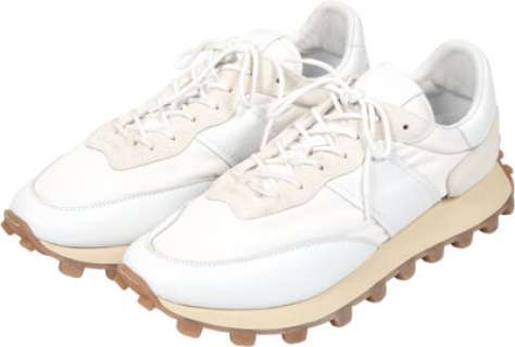 Succession (HBO® Original, 2018-2023) Matthew Macfadyen "Tom Wambsgans" "Fuc*ing White Shoes", "1 T" Tod‘s Sneakers fr...