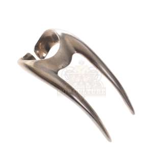 Lot 356 - Underworld: Blood Wars – Semira’s (Lara Pulver) Knuckle Ring – A810