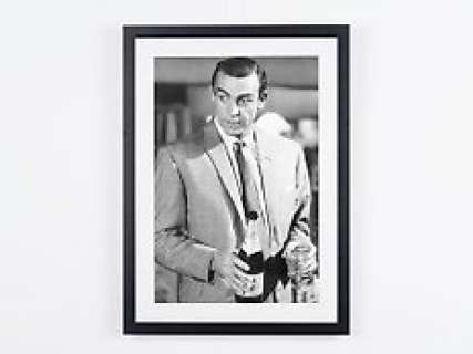 - Sean Connery Is James Bond 007, James Bond | James Bond, - Sean Connery is James Bond 007 - Fine Art Photography - Luxury Wooden Framed 70X50 cm - Limited Edition Nr 07 of 50 - Serial ID 16947 - - Framed, with numbered COA, Hologram and QR Code | Catawiki