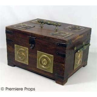 DUNGEONS & DRAGONS Hero Wizard Chest Movie Props | Premiere Props