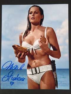 James Bond 007: Dr. No - Ursula Andress "Honey Ryder" - Autograph, Photo with COA | Catawiki
