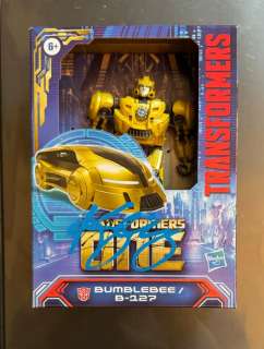 Figure - Bumblebee Signed Transformers Toy - Plastic