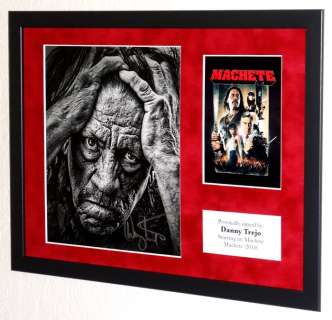 Machete - Danny Trejo (Machete) Premium Framed, signed, Certificate of Authenticity | Catawiki