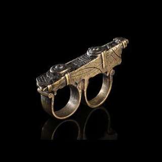 DOCTOR STRANGE (2016) - Lot 118 - Doctor Strange‘s (Benedict Cumberbatch) Sling Ring