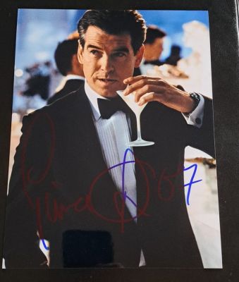 James Bond 007: The World is Not Enough - Pierce Brosnan | Catawiki