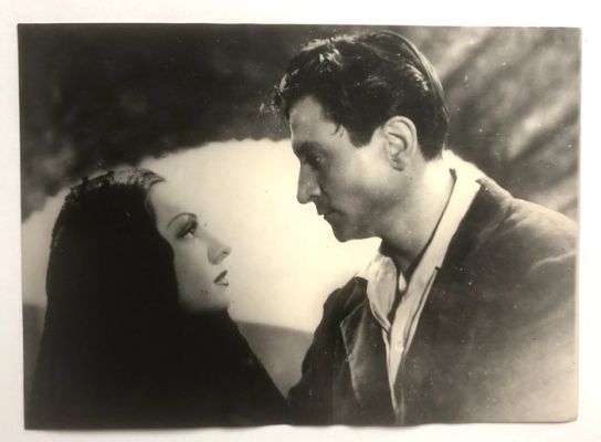 Robert Cohen (AGIP) - Viviane Romance – 2 Photo de presse originales – 1947/1954 | Catawiki