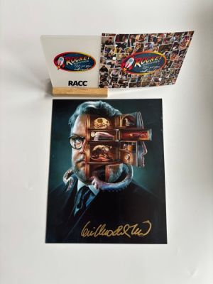 Cabinett of curious - Signed by Guillermo del Toro | Catawiki