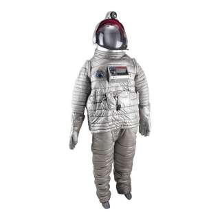 2010: THE YEAR WE MAKE CONTACT (1984) - Lot #481 : Mikolaj Ternovsky‘s (Victor Steinbach) Leonov Cosmonaut Space Suit with Screen-Matched Chest Box