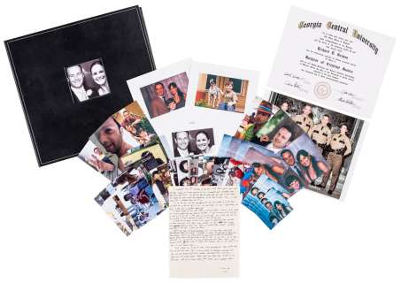 The Walking Dead Production-Used Grimes Family Photo Album and Carl Handwritten Goodbye Letter to Rick – Season 1, Episode 3/Season 8, Episodes 14-15 – AMC LOA | Goldin