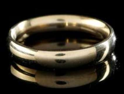 Narcos - Lot 1 - Seasons 1 & 2 - Various Episodes El Patron’s (Wagner Moura) Wedding Band