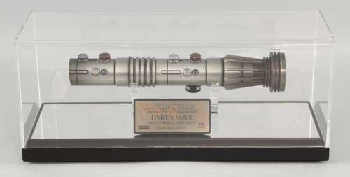 Star Wars Episode I The Phantom Menace - Master Replicas Darth Maul Battle Damaged Lightsaber… | Ewbank’s