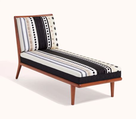 And Just Like That… | Lot #442 - Carrie Bradshaw’s Black and White Pattern Chaise Lounge | Julien’s