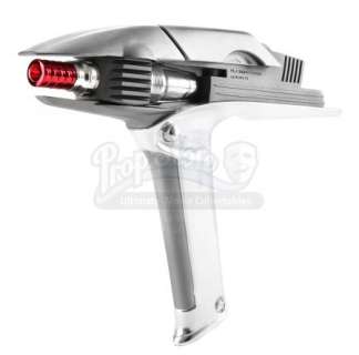 Star Trek Into Darkness (2013) | SFX Electronic Starfleet Phaser | Propstore