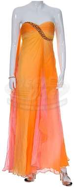 Carrie (2013) - Tina’s Prom Outfit (Zoe Belkin) | ScreenUsed