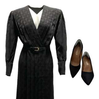 Beau is Afraid Mona Wassermann’s Patti LuPone Maxi Dress, Heels & Belt | VIP Fan Auctions