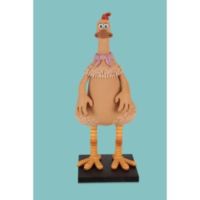 Chicken Run: Dawn of the Nugget (2023) | Lot  192. Free Chicken Stop-Motion Puppet with Pink Scarf | Propstore