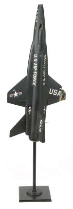 Lot 1062 - A prop X-15 rocket ship from "X-15"
