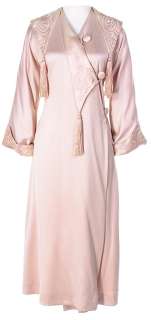 Lot 1102 - Kelly Macdonald "Margaret Schroeder" dressing robe from Boardwalk Empire.