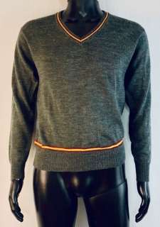Harry Potter Franchise - Daniel Radcliffe ?? (Harry Potter) School Sweater | Hanlin Auction Service