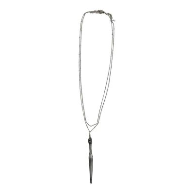 Lot 51: Mother Mary Imogen Screen Used Necklace | VIP Fan Auctions