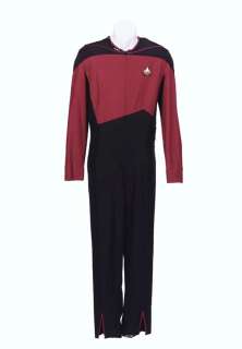 Star Trek: The Next Generation - Lot 676 - RIKER‘S FIRST SEASON-STYLE STARFLEET UNIFORM