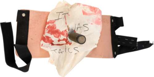 "It Was Tails" Sam Elliott "Wade" Knife-Stab FX Rig and Bloody Note from Road House (United ...