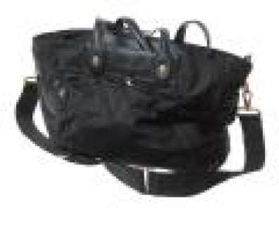 Grimm - Lot 839 - Adalind‘s Black Baby Bag