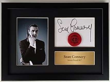 James Bond 007: Dr. No | James Bond 007: Dr. No - - Movie prop Framed Casino Chip and Sean Connery Signed Card - With COA - See images and description | Catawiki