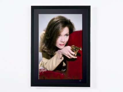 The Avengers - Classic TV - Diana Rigg (Emma Peel) - 60s Icon - Fine Art Photography - Luxury Wooden Framed 70X50 cm - Limited Edition Nr 01 of 30 - Serial ID 16963 - Original Certificate (COA), Hologram Logo Editor and QR Code | Catawiki