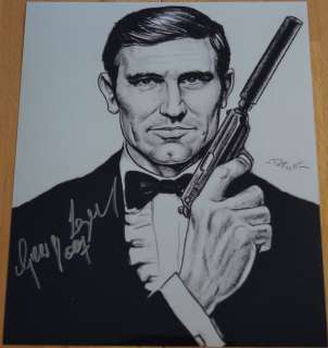 James Bond - George Lazenby is 007 - autopgraph, photo, signed with Certified Genuine b´bc holographic COA | Catawiki