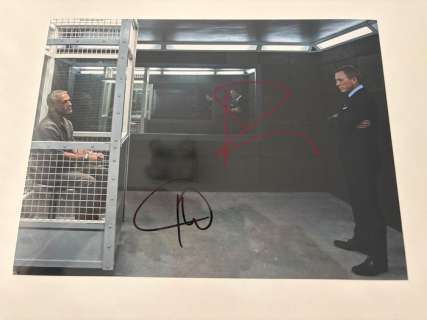 James Bond 007: No Time To Die, Double signed Daniel Craig as "James Bond" and Christoph Waltz as ’Blofeld" with B’BC | Catawiki