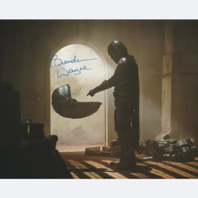 Star Wars: The Mandalorian - Signed by Brendan Wayne (The Mandalorian) | Catawiki