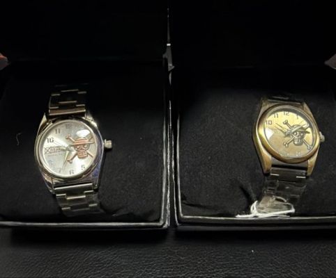 One Piece - Skull Design Wristwatch Set — Limited Collector Style Watches - Unisex - 2010-2020 | Catawiki
