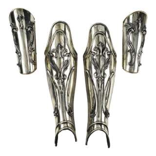 GLADIATOR (2000) - Lot #631 : Emperor Marcus Aurelius‘ (Richard Harris) Production-Made Greaves and Vambraces