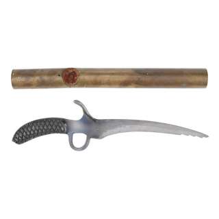 DUNE (1984) - Lot #776 : Duke Leto Atreides‘ (Jurgen Prochnow) Message Cylinder with Sardaukar General‘s Stunt Knife