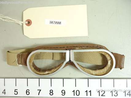 Lot 91 - Windtalkers WWII Japanese Tank Controller Tan Leather Goggles