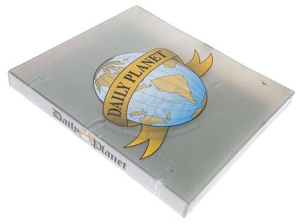 Lot 335 - Smallville (TV) - Daily Planet Binder