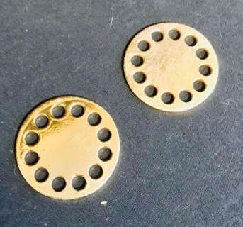 Lot 112 - Jingle All the Way (1996) - Two Gold Disks used by Arnold Schwarzenegger as Turboman