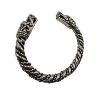 Lot #301: Vikings Valhalla Leif Eriksson (Sam Corlett) Screen Worn Arm Ring Ss 1-3
