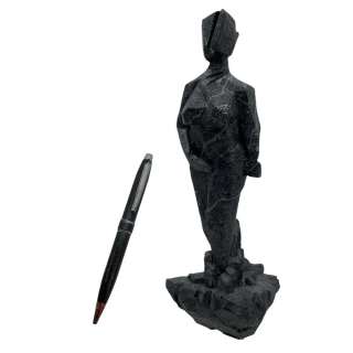The Handmaid’s Tale June Osborne Screen Used Pen & Statue Ep 311 | VIP Fan Auctions
