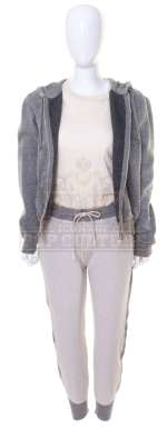 L.A.’s Finest (TV) - Nancy McKenna’s (Jessica Alba) Outfit - 26-24 | Icons of Pop Culture