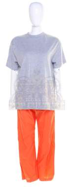 Salt - Salt’s (Angelina Jolie) Prison Outfit – 35-40 | Icons of Pop Culture