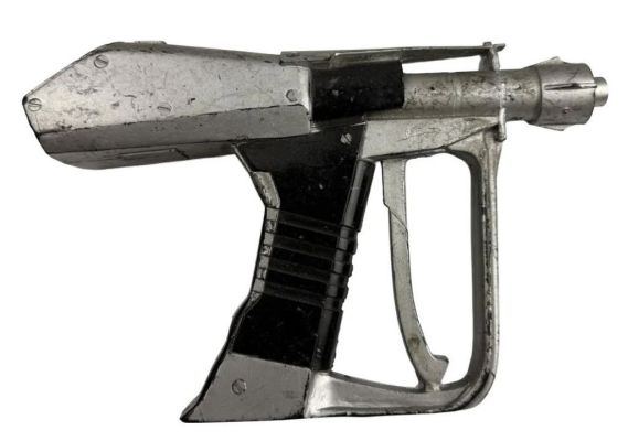 Lot 62 - Cliffhanger (1993) - Gabe Walker’s (Sylvester Stallone) Bolt Gun | Hanlin Auction Service